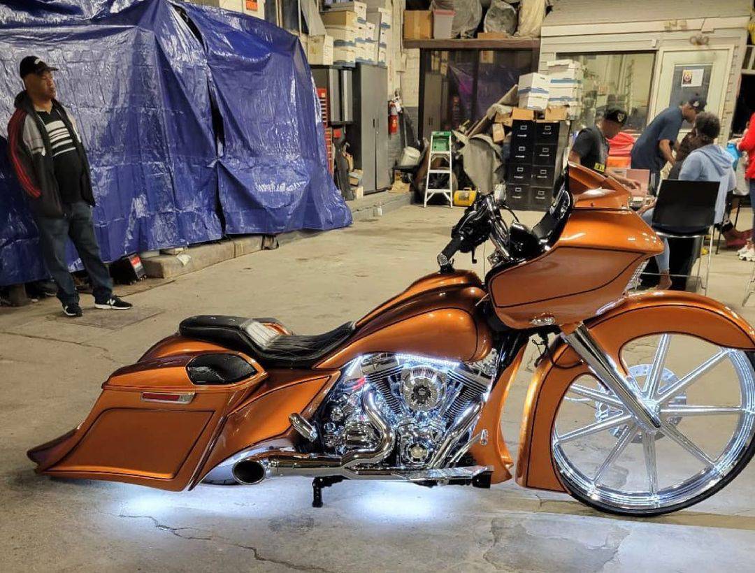 Harley Davidson Flh Touring 6" Down 18" Back Stretched Saddlebags - Bike Life Nation
