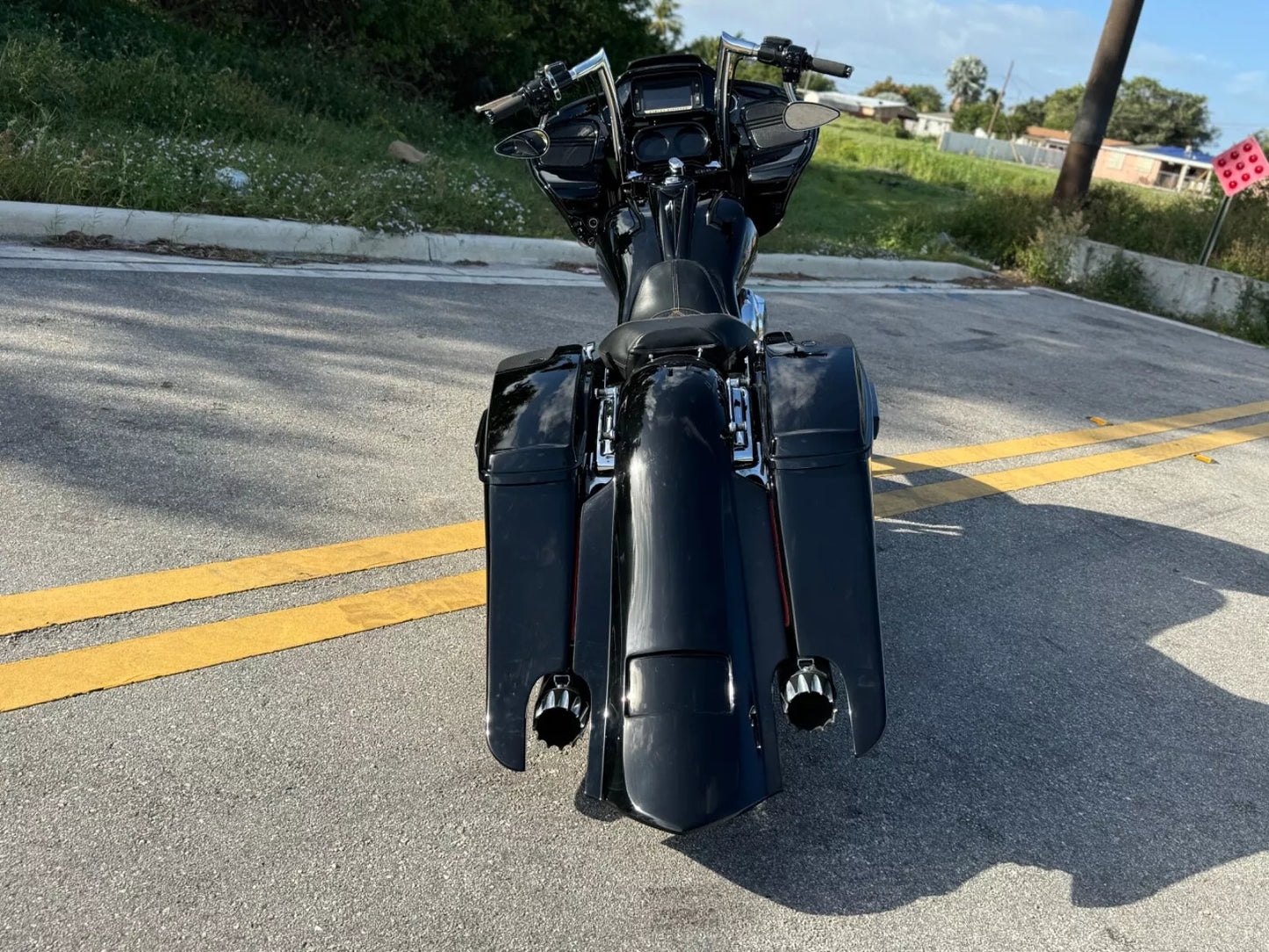 Harley Davidson 5" Down 10" Back Fender & Saddlebags