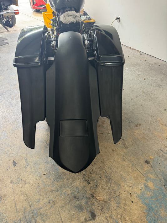 1997-2008  Harley Davidson Stretched Saddlebags With Dual exhaust