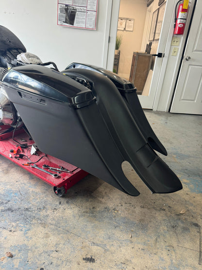 1997-2008  Harley Davidson Stretched Saddlebags With Dual exhaust - Bike Life Nation